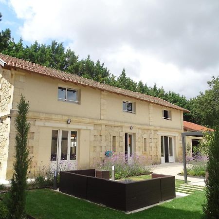 Villa Entiere Du Chateau Lacroix De Civrac 3 Ch, 3 Sdb, Piscine Xxl,Sauna, 4 Etoiles,7 Pers ภายนอก รูปภาพ