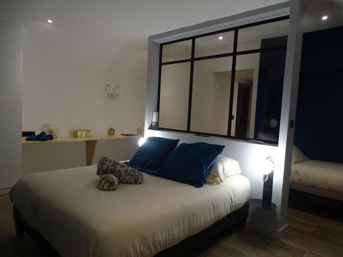 Villa Entiere Du Chateau Lacroix De Civrac 3 Ch, 3 Sdb, Piscine Xxl,Sauna, 4 Etoiles,7 Pers ภายนอก รูปภาพ